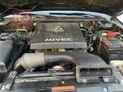 ميتسوبيشي باجيرو